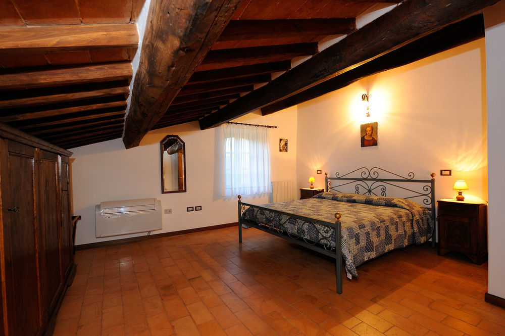 Hotel Relais Borgo Torale Passignano sul Trasimeno Exterior foto